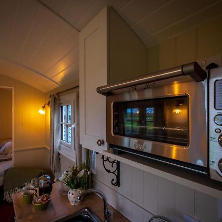 Вилла The Pleasant Hut At Mountpleasant Farm Улверстон Экстерьер фото